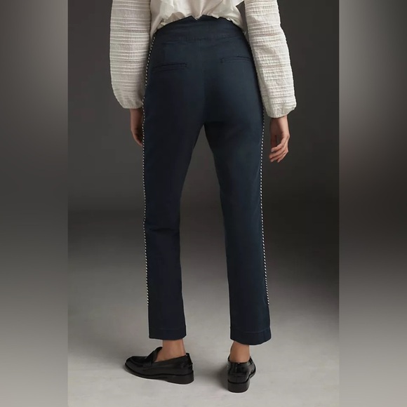 Anthropologie Women’s Matador Embroidered Floral Pants in Navy Size 2P - Picture 4 of 15